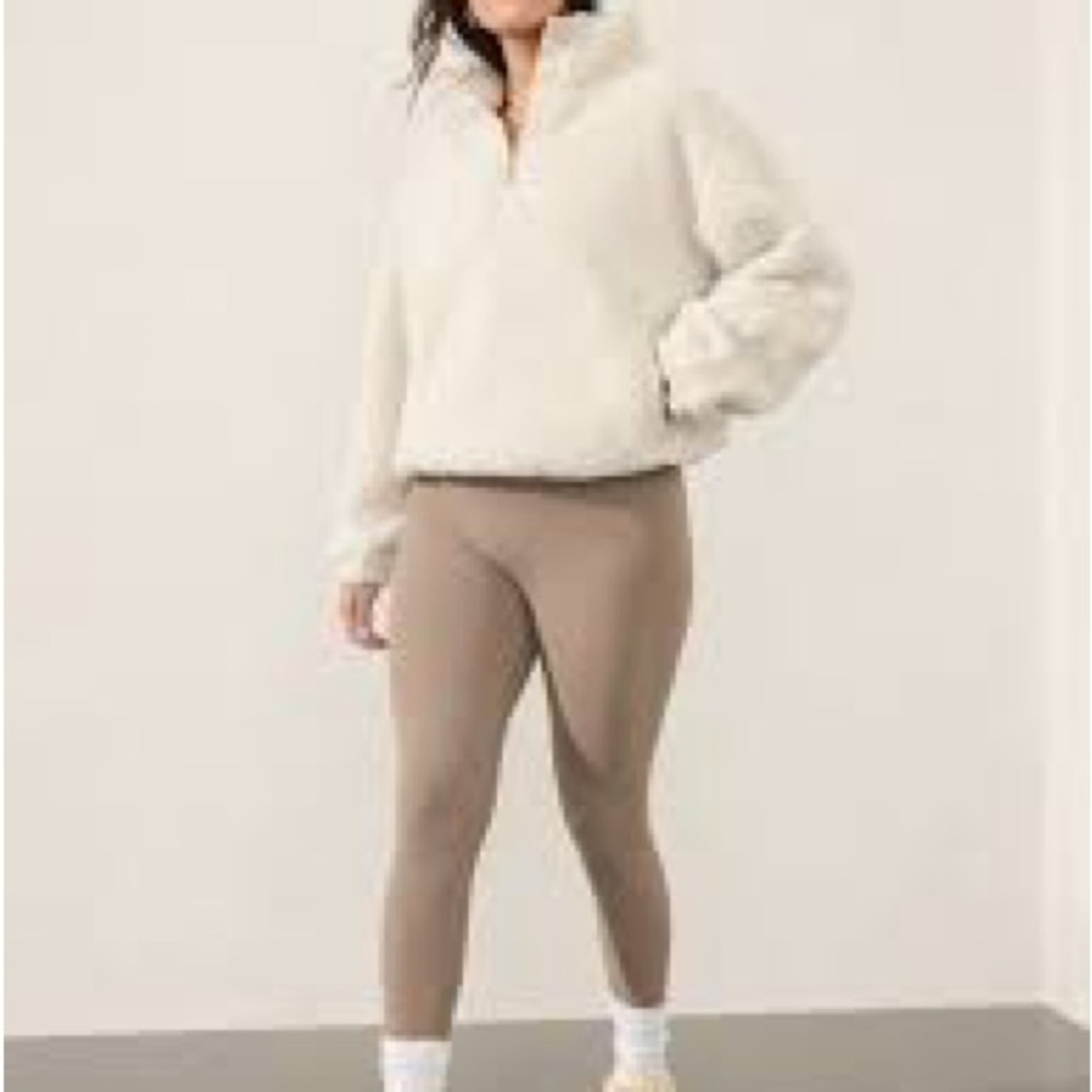 NWT Athleta Cloud Fleece in a size Small - make an offer!